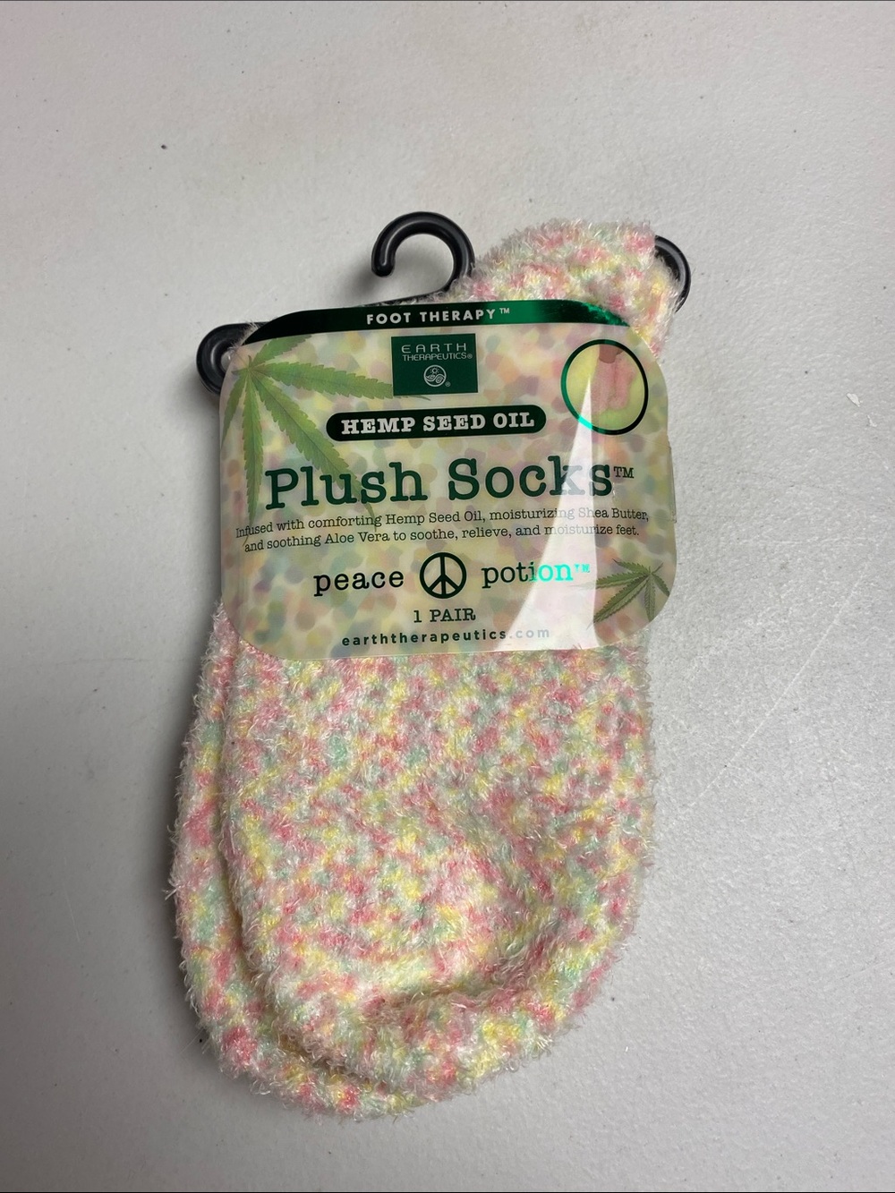 Earth Therapeutics Plush Socks with Hemp Seed Oil - Pastel Multicolor